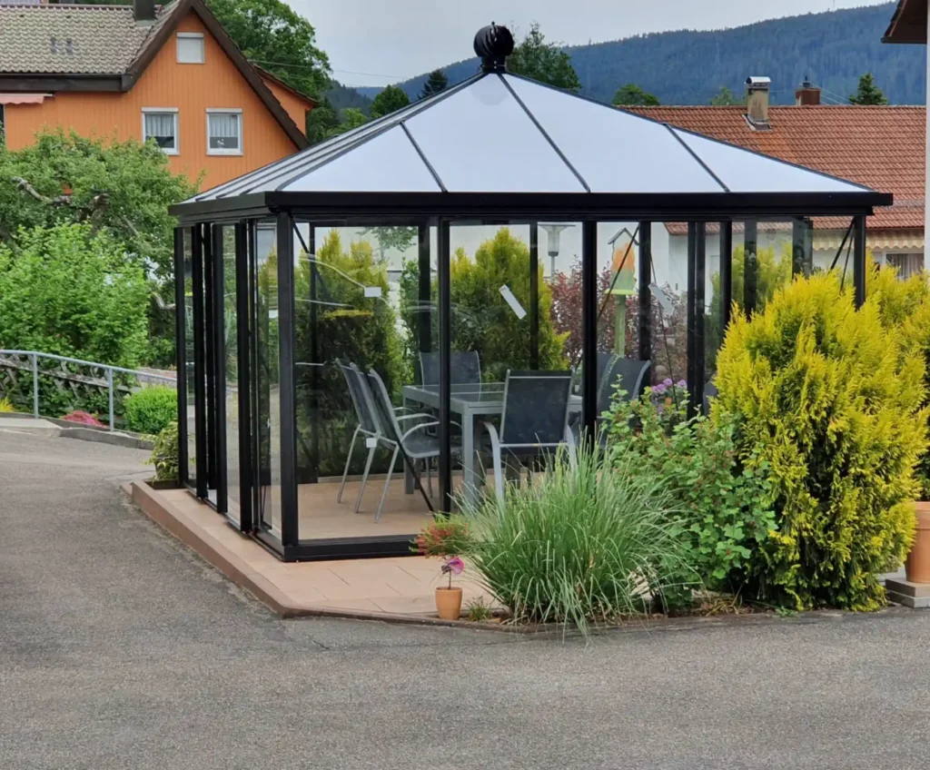 Pavillon Pyramide PYR310